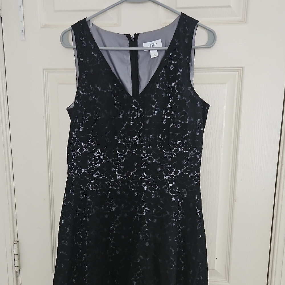 Ann Taylor Black Floral Lace Midi Dress
